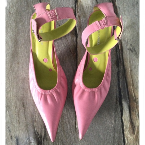 Bronx Pointy Toe Elasticized Kitten Heel Pumps Ankle Strap Pink - Picture 4 of 16